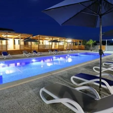 Holiday home Casabella *